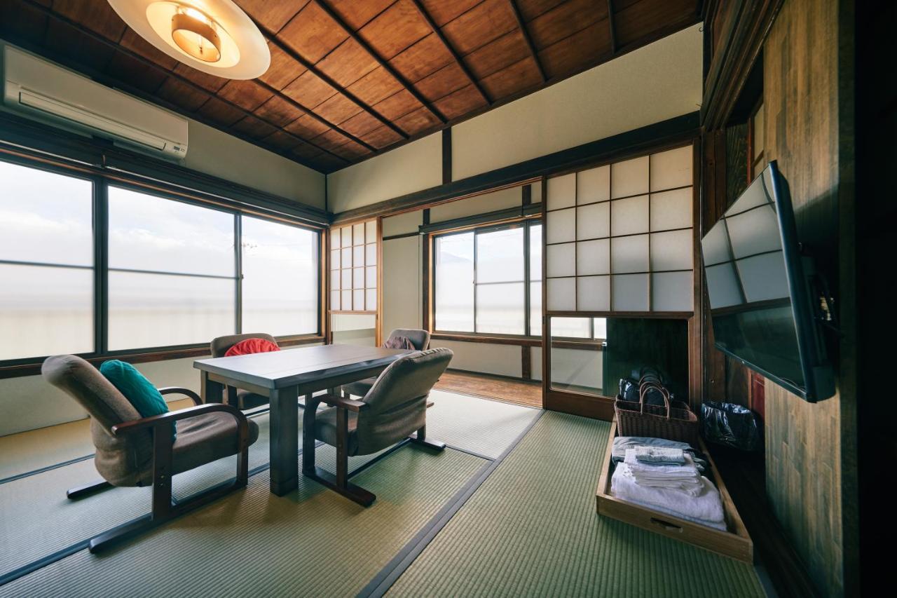 町住客室 秩父宿 Титибу Экстерьер фото
